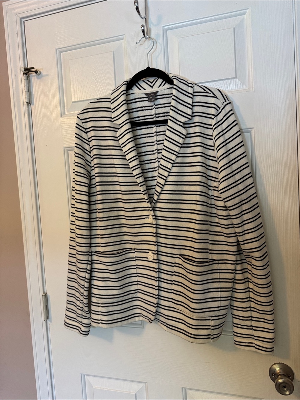 Eddie Bauer White Blazer with Black Stripes 2XL